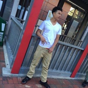 Meet your Posher, Carlos